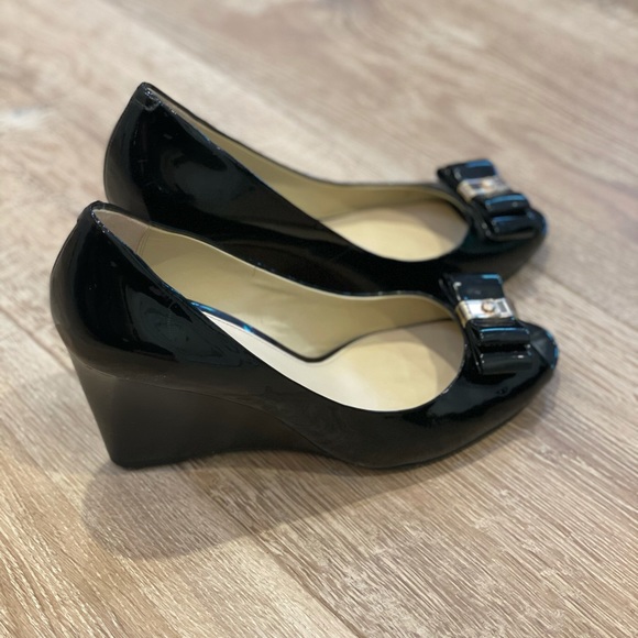 Coach Wedge Peep Toe - Picture 2 of 5